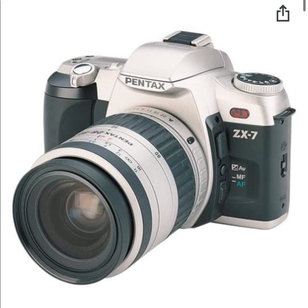 Pentax ZX-7 Quartz Date 35mm SLR Camera Kit with 35-80mm Lens